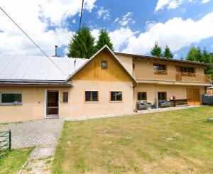 Rodinný dom - chalupa pod Bukovcom (2 869 m2), Švedlár