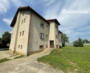 Tehlový byt 3+1 (124,5m) so záhradou a garážou, Markušovce