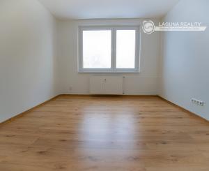 PRENÁJOM! Byt 2+1 (62 m2) s balkónom v centre, Levočská ul., Sp. N. Ves