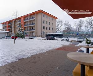 Byt 3+1 (93 m2) s loggiou Nám. Iglovia, Spišská Nová Ves