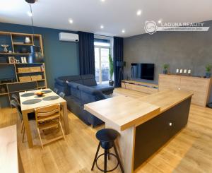 Byt 3+1 (93 m2) s loggiou Nám. Iglovia, Spišská Nová Ves