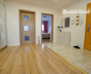 Byt 4+1 (86 m2) s loggiou sídl. Mier Spišská Nová Ves