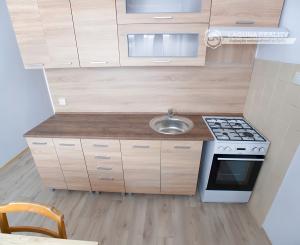 Slnečný byt 2+1 s loggiou v centre, Banícka ul., Sp. N. Ves