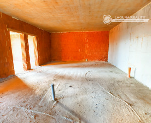 Novostavba 4+1 (179 m2) s garážou a terasou, Blaumont SNV