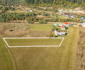 Atraktívny rekreačný pozemok (2221 m2) Tretí Hámor