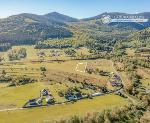 Atraktívny rekreačný pozemok (2221 m2) Tretí Hámor