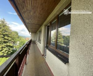 Tehlový byt 3+1 (124,5m) so záhradou a garážou, Markušovce