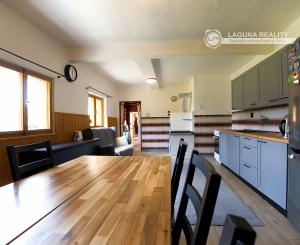 Rodinný dom - chalupa pod Bukovcom (2 869 m2), Švedlár