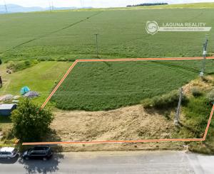 Pozemok (1948 m2) vhodný aj pre developera Danišovce