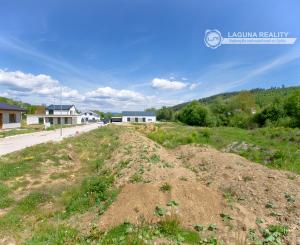 TOP PONUKA! Stavebný pozemok (1399 m2) Spišská Nová Ves