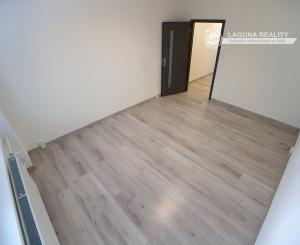 Kompletne rekonštruovaný byt 1+1 sídl. Tarča SNV