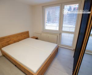 PRENÁJOM! Byt 1+1 (44 m2) s dvomi loggiami, sídl. Tarča v Sp. N. Vsi