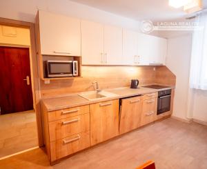 Štartovací dvojizbový byt či investícia?  Krompachy