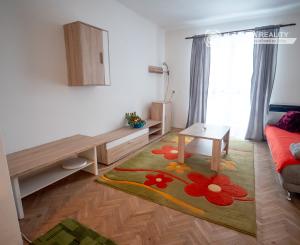 Štartovací dvojizbový byt či investícia?  Krompachy