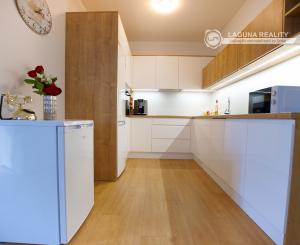 Byt 4+1 (93 m2) s balkónom, Námestie Iglovia, Sp. Nová Ves