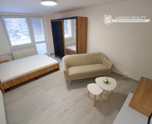 PRENÁJOM! Byt 1+1 (44 m2) s dvomi loggiami, sídl. Tarča v Sp. N. Vsi