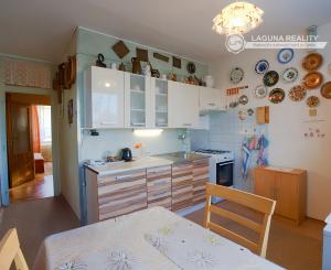 Byt 4+1 (82 m2) s loggiou, sídl. Mier Sp. Nová Ves