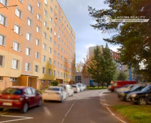 Byt 4+1 (82 m2) s loggiou, sídl. Mier Sp. Nová Ves