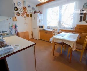 Byt 4+1 (82 m2) s loggiou, sídl. Mier Sp. Nová Ves