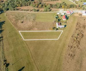 Atraktívny rekreačný pozemok (2221 m2) Tretí Hámor