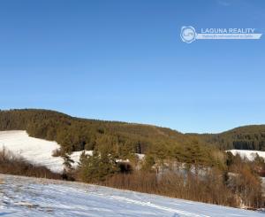 Vidiecky moderný bungalov novostavba (790 m2) Jánovce, časť Čenčice