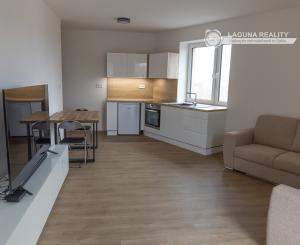 PRENÁJOM- NOVOSTAVBA! 3-izbový byt (75 m2) sídl. Tarča SNV