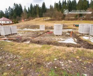 Pozemok pre praktický bungalov pod lesom Sp. Nová Ves