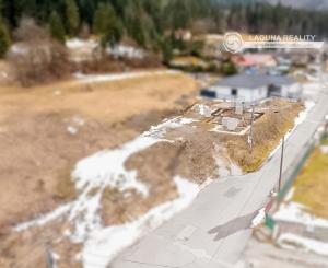 Pozemok pre praktický bungalov pod lesom Sp. Nová Ves