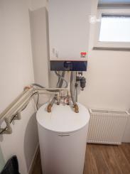 Rodinny dom - 5 izieb - 3 garáže v tichej lokalite Krompachy