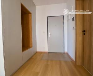 PRENÁJOM! 2-izbový byt (65 m2) s loggiou Zelené údolie Spišská Nová Ves