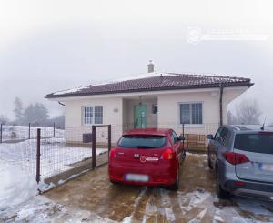 Vidiecky moderný bungalov novostavba (790 m2) Jánovce, časť Čenčice