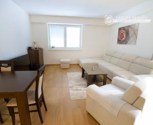 Byt 4+1 (93 m2) s balkónom, Námestie Iglovia, Sp. Nová Ves