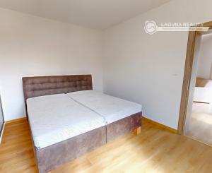 NOVOSTAVBA! Atypický 3-izbový byt (75 m2) s loggiou sídl. Tarča