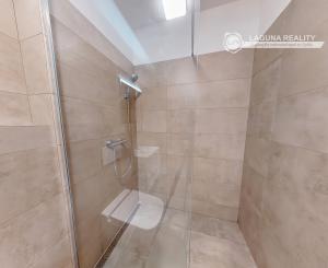 NOVOSTAVBA! Atypický 3-izbový byt (75 m2) s loggiou sídl. Tarča