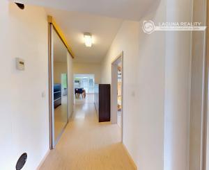 ALTERNATÍVA RD! VEĽKÝ 4-izbový (148 m2) byt s terasou, Ferčekovce SNV