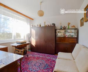 Byt 4+1 (82 m2) s loggiou, sídl. Mier Sp. Nová Ves