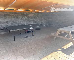 Apartmán (59 m2) s loggiou a parkovacím státím Slovenský Raj