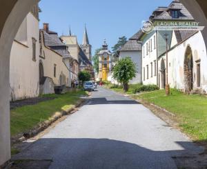 RD s ovocným sadom (3 629 m2) pri Spišskej Kapitule