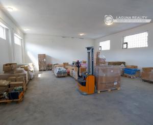 PRENÁJOM! Hala (189 m2) s kanceláriou (48 m2), AREÁL ZÁPAD SNV