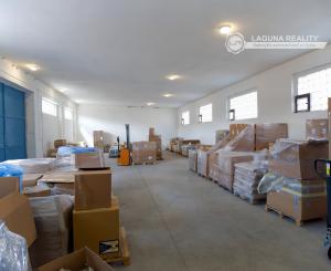 PRENÁJOM! Hala (189 m2) s kanceláriou (48 m2), AREÁL ZÁPAD SNV