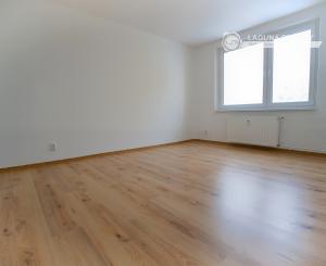 PRENÁJOM! Byt 2+1 (62 m2) s balkónom v centre, Levočská ul., Sp. N. Ves