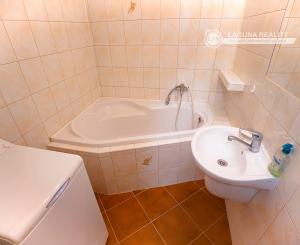 PRENÁJOM! Byt 2+1 (62 m2) s balkónom v centre, Levočská ul., Sp. N. Ves