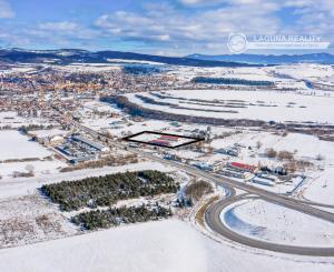 PRENÁJOM! Hala (702 m2) podnikateľský areál pri diaľnici Levoča