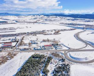 PRENÁJOM! Hala (702 m2) podnikateľský areál pri diaľnici Levoča