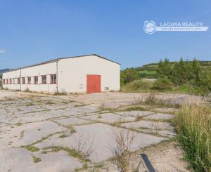 PRENÁJOM! Hala (702 m2) podnikateľský areál pri diaľnici Levoča