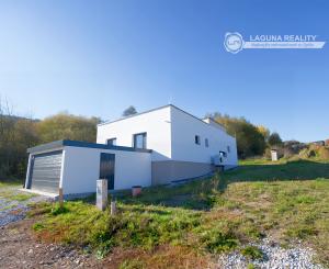 Novostavba energet. úsporný RD na okraji obce Spišský Hrhov