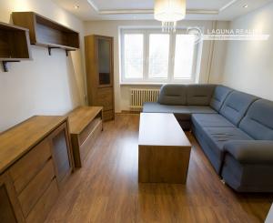 PRENÁJOM! Byt 3+1  (72 m2) s loggiou Hviezdoslavova ul. SNV