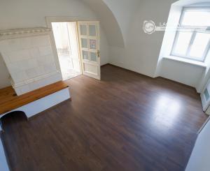 NÁJOM! Priestory v historickom dome (51 m2), centrum Levoča