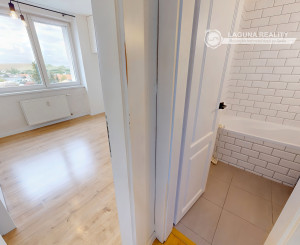 Slnečný byt 3+1 (68 m2), sídl. Pri prameni Levoča