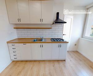 Slnečný byt 3+1 (68 m2), sídl. Pri prameni Levoča